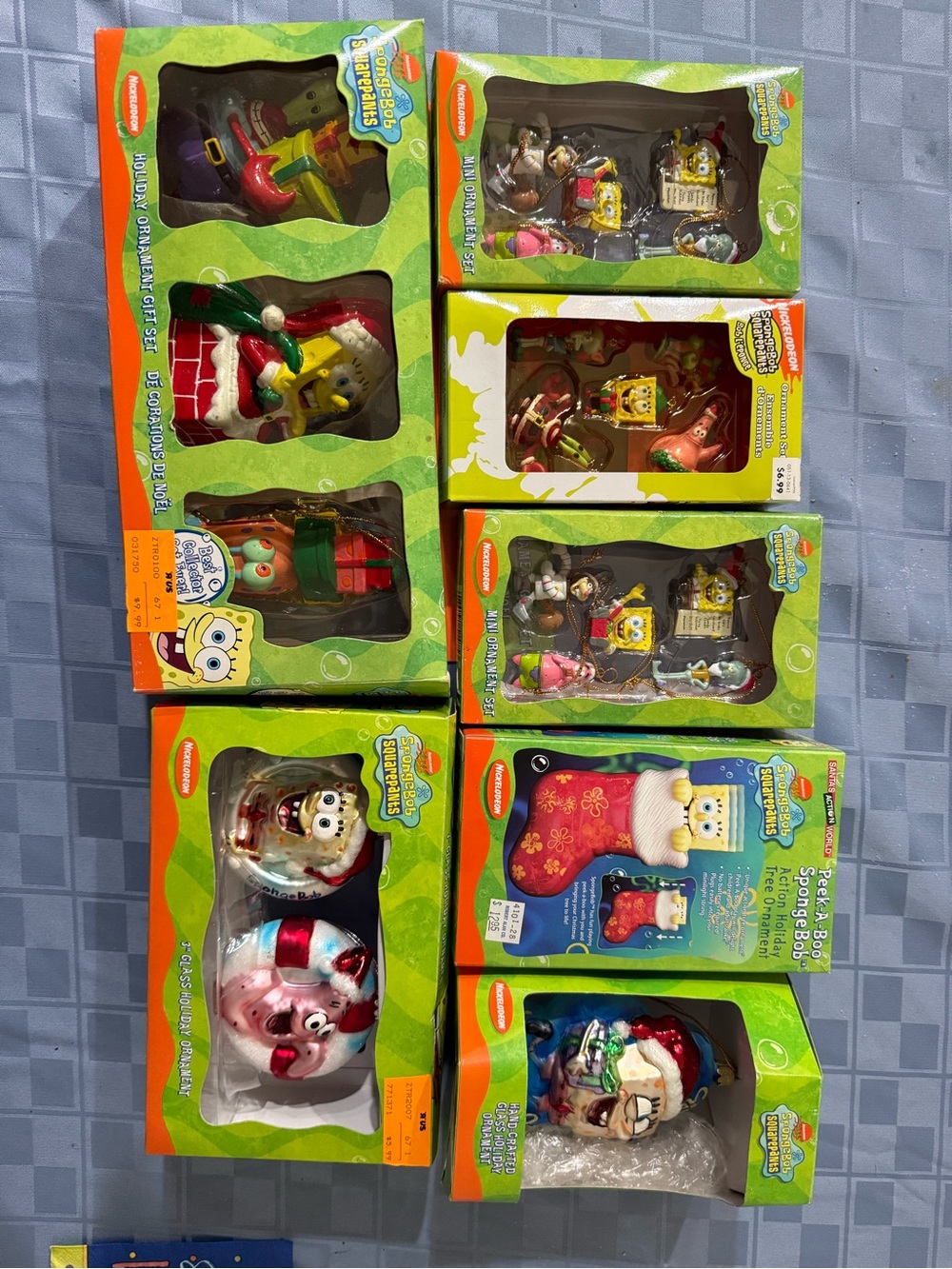 7 SpongeBob SquarePants Holiday Ornament Sets- Yellow and Multicolor